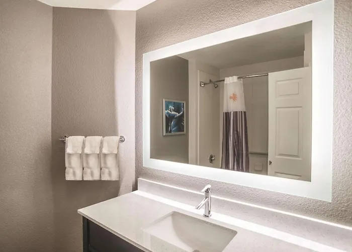 Hotel La Quinta By Wyndham Chandler 3*