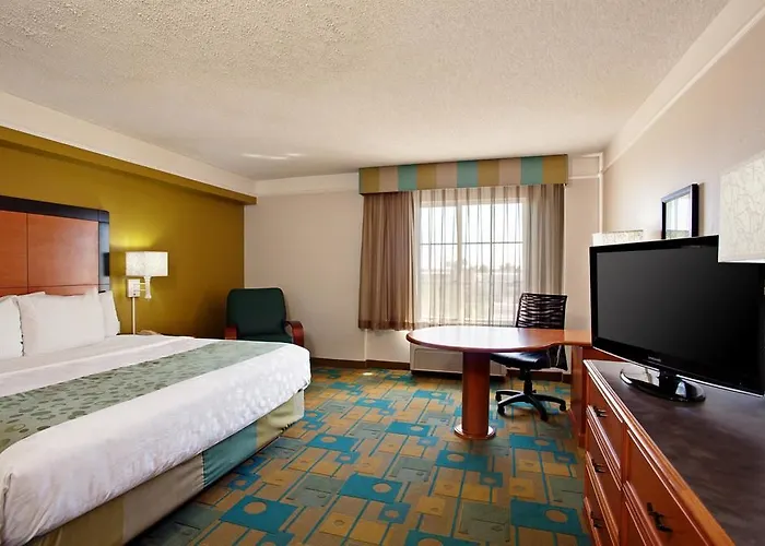 Hotel La Quinta By Wyndham Chandler 3*