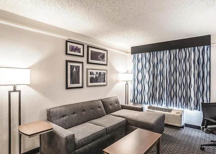 La Quinta By Wyndham Chandler 3*
